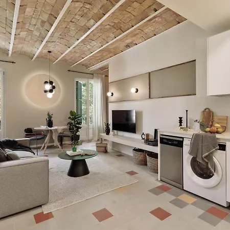 Yaki - 2 Bedrooms And Balcony In Eixample Dreta Appartamento
